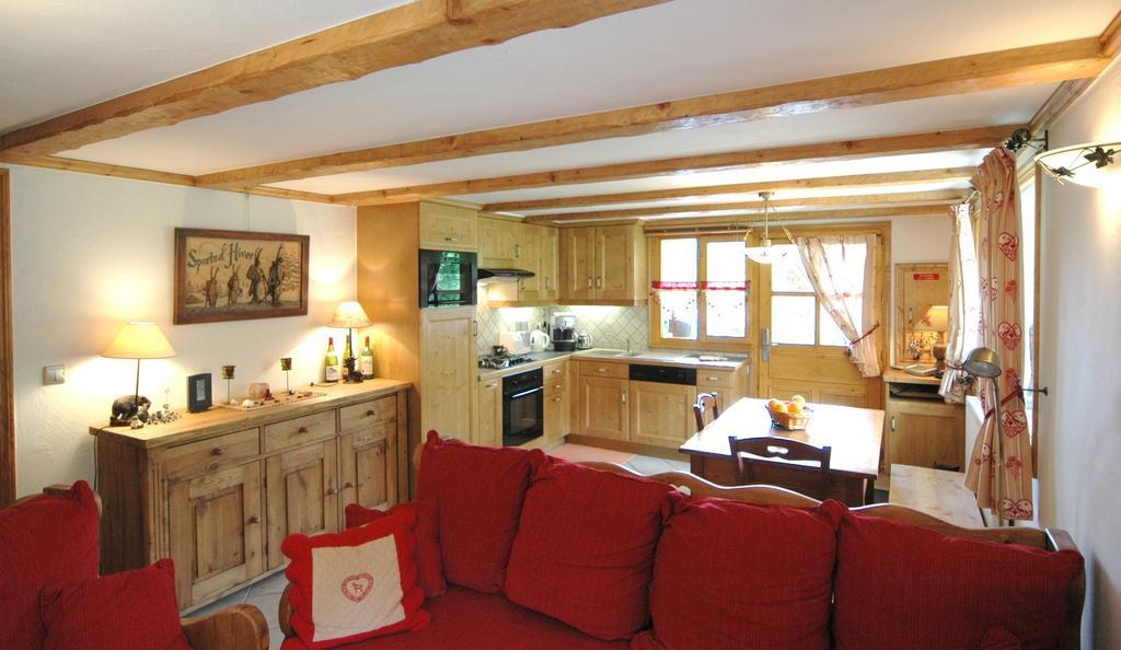 Appart 4 Pers 3 Etoiles Proximite Lac Et Remontees Courchevel Le Praz - Arrayanes 객실 사진